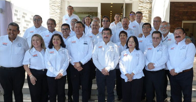 academicos-maestros