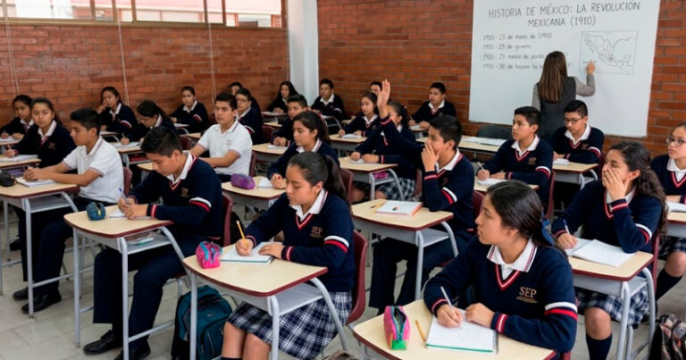 BECAS ESCUELAS